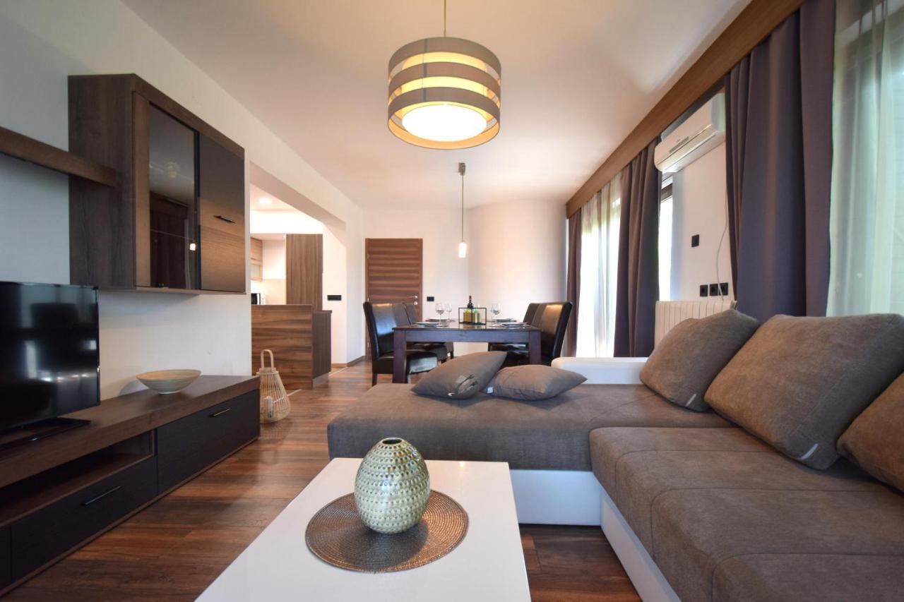 Apartments Antonija Malinska Exteriér fotografie