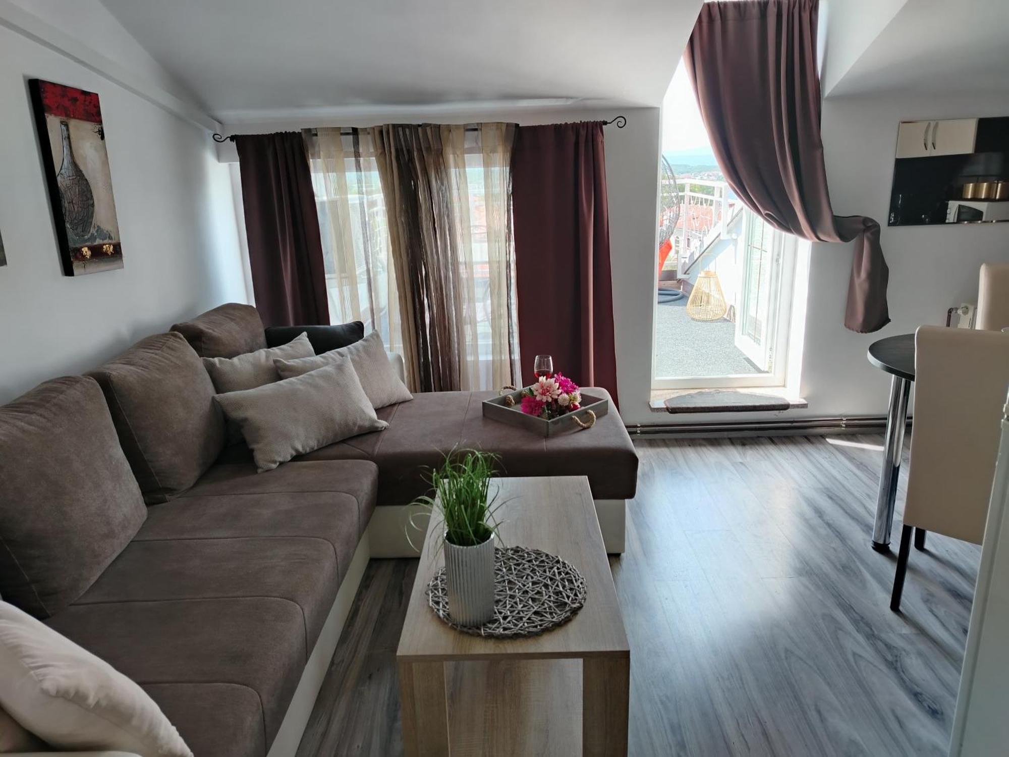 Apartments Antonija Malinska Exteriér fotografie